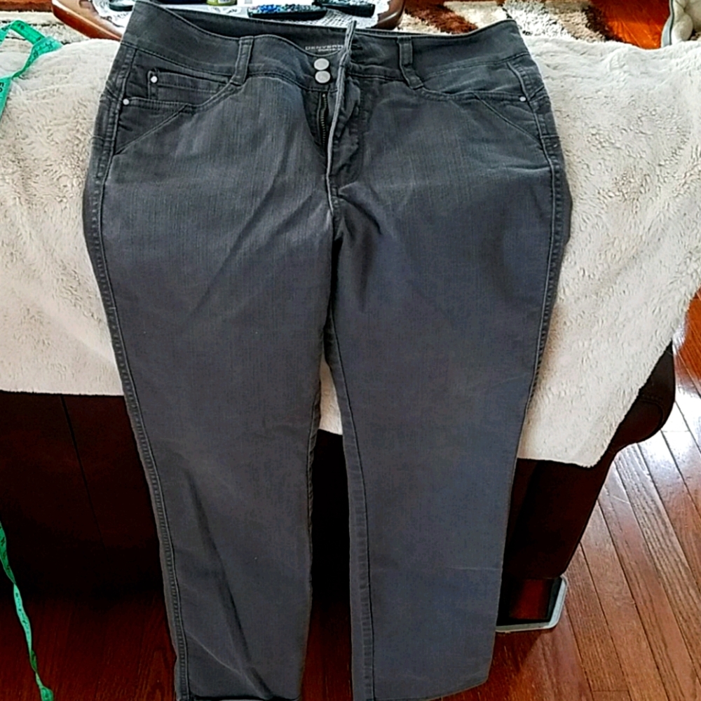 Mia Denver hayes grey denim jeans